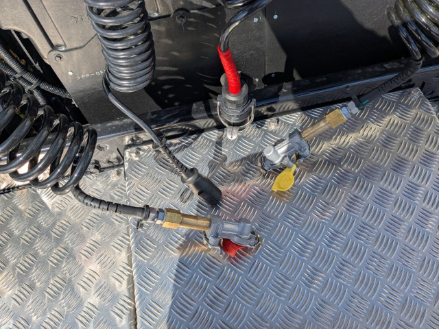 三菱ふそう スーパーグレート 大型 トラクタ 2RG-FP84VDR(101697) 18枚目