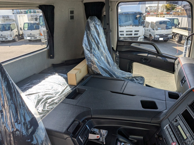 三菱ふそう スーパーグレート 大型 トラクタ 2RG-FP84VDR(101697) 21枚目