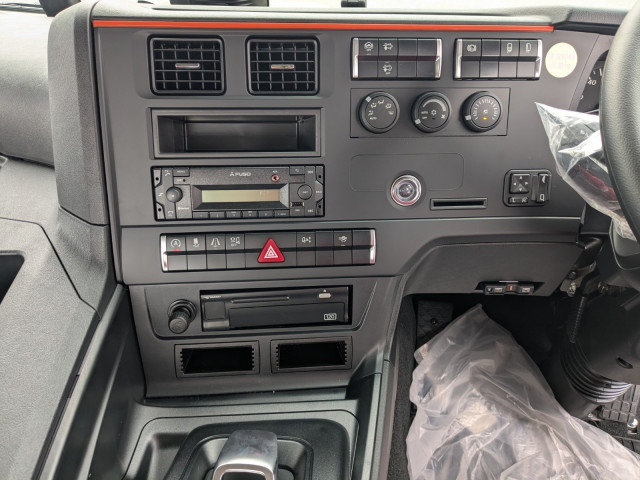 三菱ふそう スーパーグレート 大型 トラクタ 2RG-FP84VD(101698) 23枚目