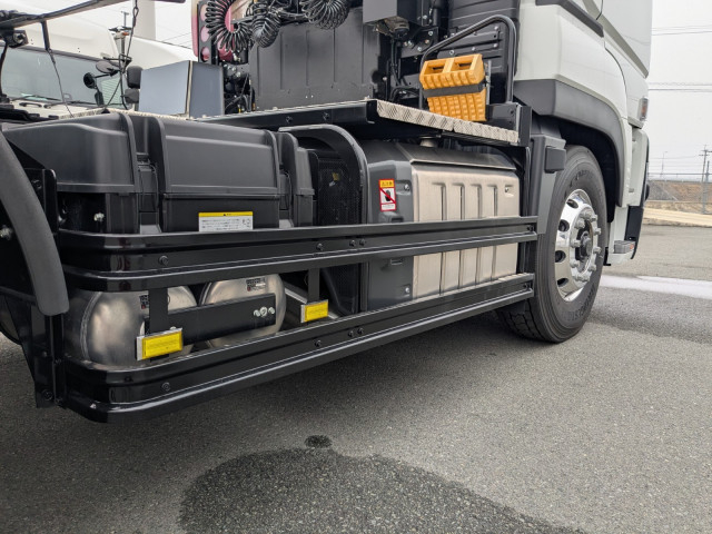 三菱ふそう スーパーグレート 大型 トラクタ 2RG-FP84VDR(101699) 13枚目