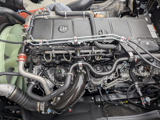 三菱ふそう スーパーグレート 大型 トラクタ 2RG-FP84VD(101698) 28枚目