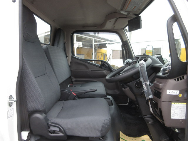 三菱ふそう キャンター 小型 土砂ダンプ 2RG-FBA60(101703) 29枚目