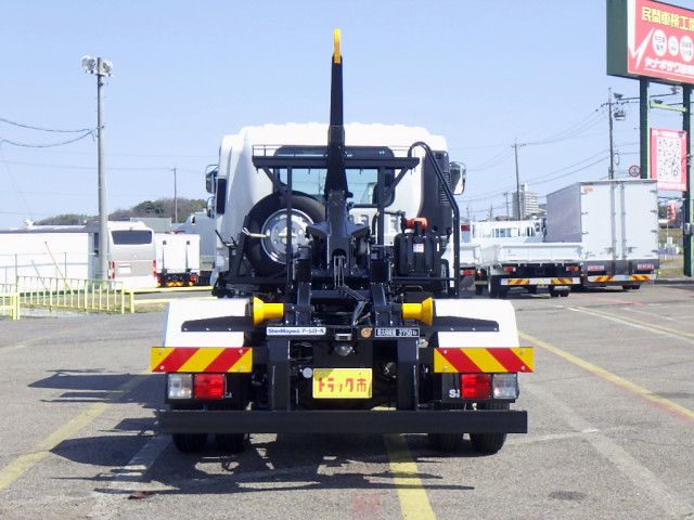 いすゞ フォワード 中型 コンテナ専用車 2RG-FRR90S2(101709) 6枚目