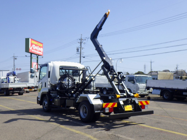 いすゞ フォワード 中型 コンテナ専用車 2RG-FRR90S2(101709) 7枚目