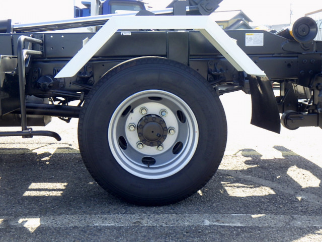 いすゞ フォワード 中型 コンテナ専用車 2RG-FRR90S2(101709) 28枚目