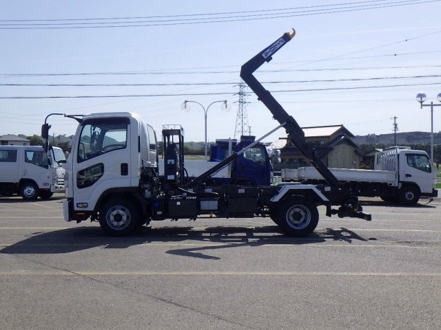 いすゞ フォワード 中型 コンテナ専用車 2RG-FRR90S2(101709) 40枚目