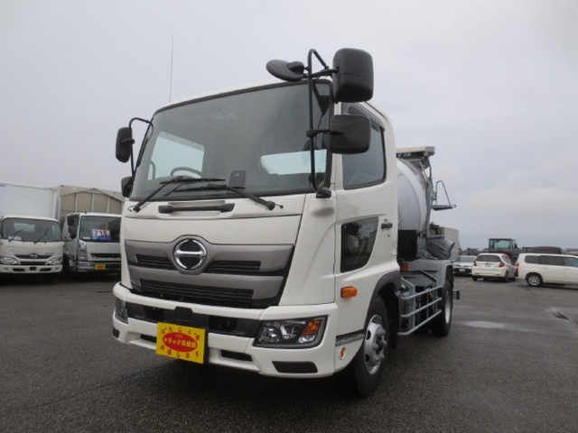 日野 レンジャー 増トン ミキサー車 2KG-GC2ABA(101711) 1枚目