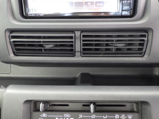 ダイハツ ハイゼット 軽 平ボディ 3BD-S500P(101710) 13枚目