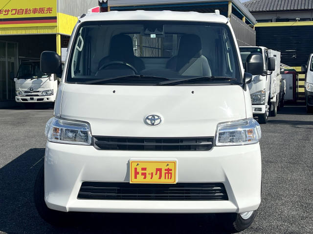 トヨタ タウンエース 小型 平ボディ 5BF-S403U(101712) 2枚目