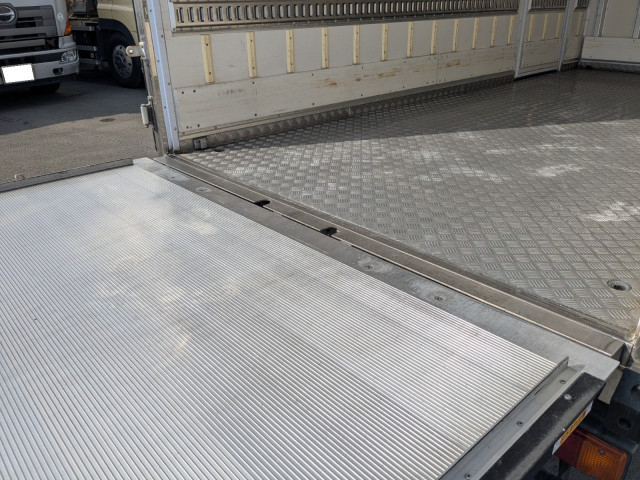 日野 デュトロ 小型 冷蔵冷凍バン 2RG-XZU712M(101713) 33枚目