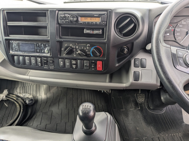 日野 デュトロ 小型 冷蔵冷凍バン 2RG-XZU712M(101713) 39枚目