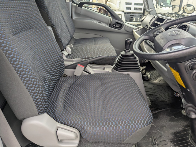 日野 デュトロ 小型 冷蔵冷凍バン 2RG-XZU712M(101713) 41枚目