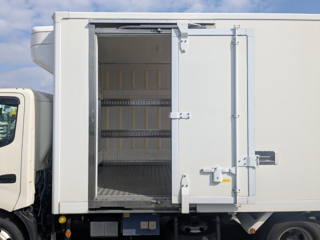 日野 デュトロ 小型 冷蔵冷凍バン 2RG-XZU712M(101716) 16枚目