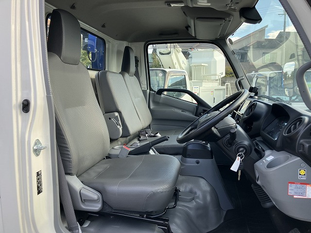 日野 デュトロ 小型 キャリアカー 2RG-XZU722M(101717) 43枚目