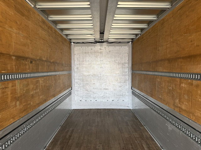 日野 プロフィア 大型 ウィング 2DG-FW1AHG(101720) 11枚目