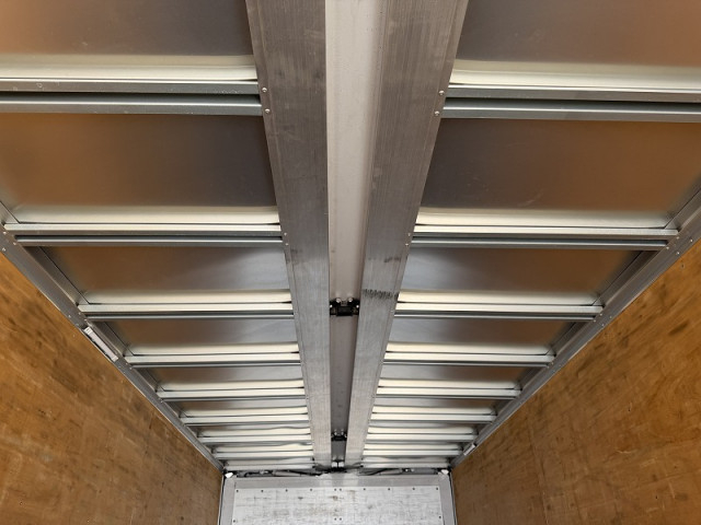 日野 プロフィア 大型 ウィング 2DG-FW1AHG(101720) 14枚目