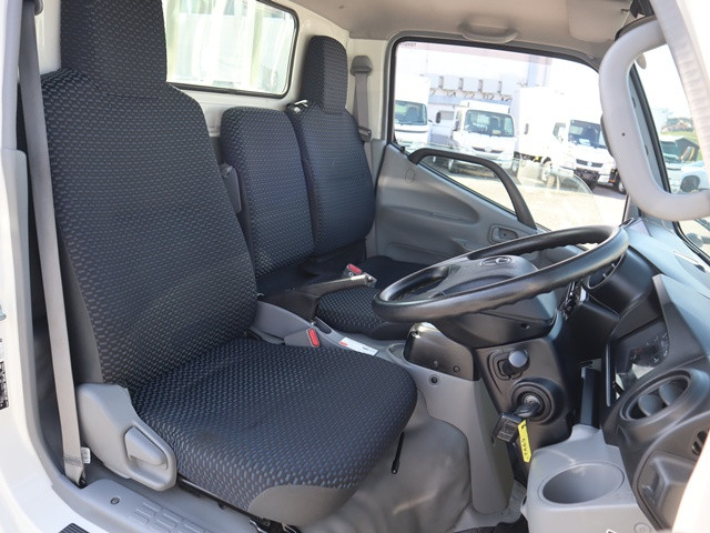 トヨタ ダイナ 小型 平ボディ 3BF-TRY230(101719) 30枚目