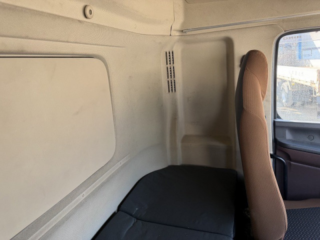 日野 プロフィア 大型 ウィング 2DG-FW1AHG(101720) 21枚目