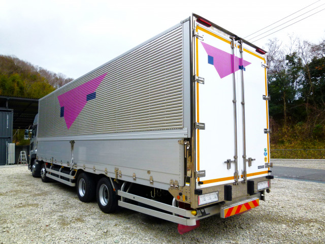 UDトラックス（日産） クオン 大型 ウィング 2PG-CG5CA(101721) 6枚目