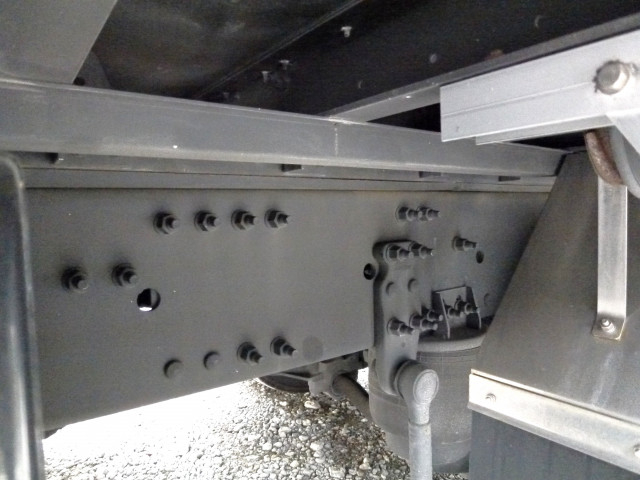 UDトラックス（日産） クオン 大型 ウィング 2PG-CG5CA(101721) 40枚目