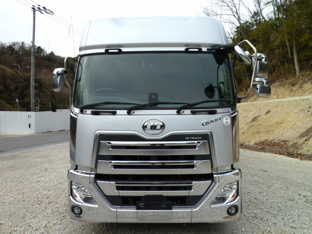 Nissan UD quon Large Wing body 2PG-CG5CA(101723) 2枚目