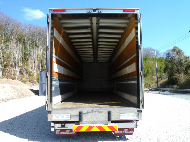 Nissan UD quon Large Wing body 2PG-CG5CA(101723) 10枚目