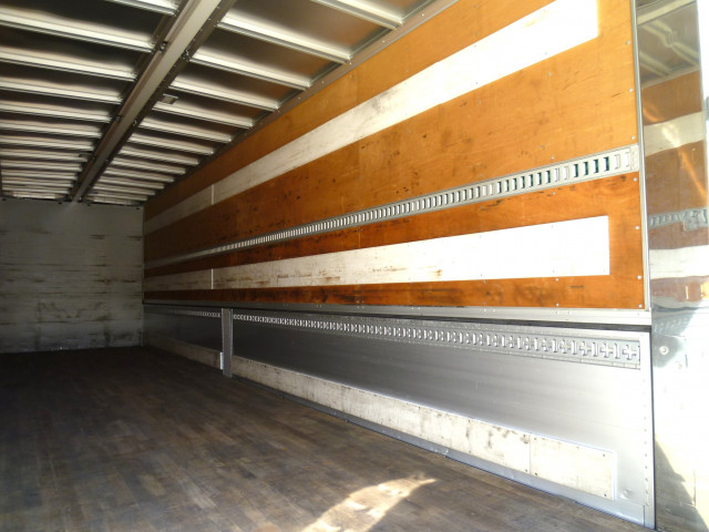 Nissan UD quon Large Wing body 2PG-CG5CA(101723) 15枚目