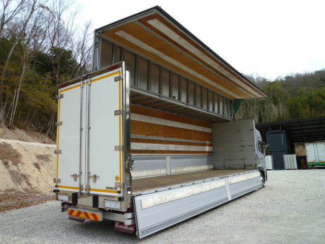 Nissan UD quon Large Wing body 2PG-CG5CA(101723) 18枚目