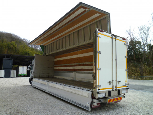 Nissan UD quon Large Wing body 2PG-CG5CA(101723) 19枚目