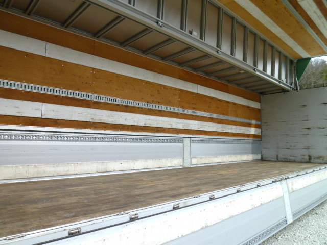 Nissan UD quon Large Wing body 2PG-CG5CA(101723) 20枚目