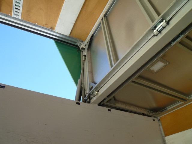 Nissan UD quon Large Wing body 2PG-CG5CA(101723) 24枚目