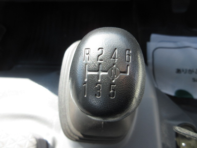 いすゞ エルフ 小型 平ボディ 2RG-NPR88AR(101724) 15枚目