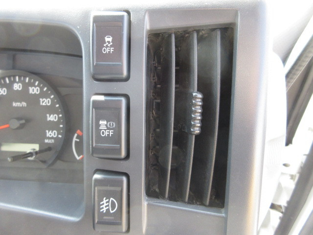 いすゞ エルフ 小型 平ボディ 2RG-NPR88AR(101724) 16枚目