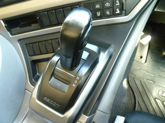 Nissan UD quon Large Wing body 2PG-CG5CA(101723) 35枚目