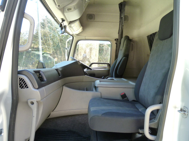 Nissan UD quon Large Wing body 2PG-CG5CA(101723) 37枚目