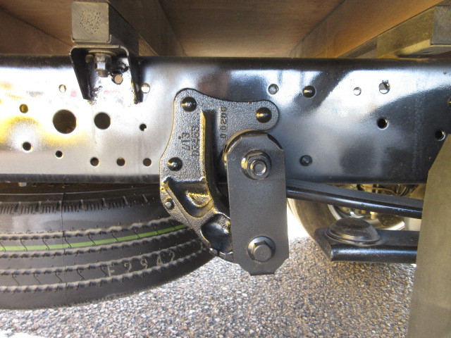 いすゞ エルフ 小型 平ボディ 2RG-NPR88AR(101724) 33枚目