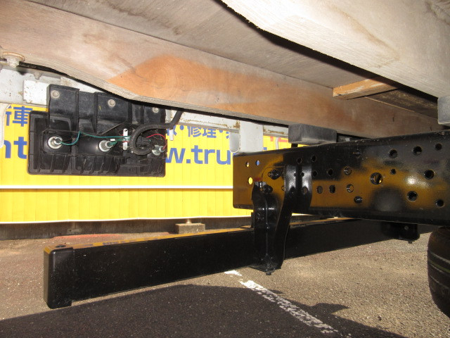 いすゞ エルフ 小型 平ボディ 2RG-NPR88AR(101724) 34枚目