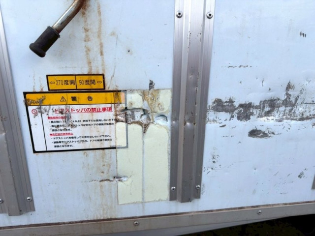 いすゞ フォワード 中型 冷蔵冷凍バン 2PG-FRR90S2(101725) 19枚目