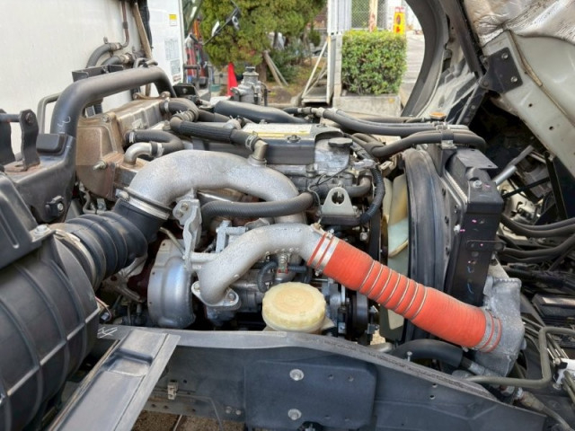 いすゞ フォワード 中型 冷蔵冷凍バン 2PG-FRR90S2(101725) 23枚目