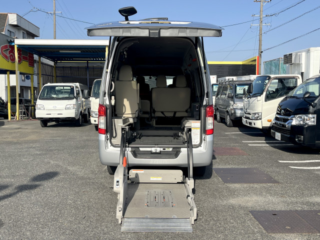 日産自動車 キャラバン 小型 バス CBF-CS4E26(101735) 9枚目