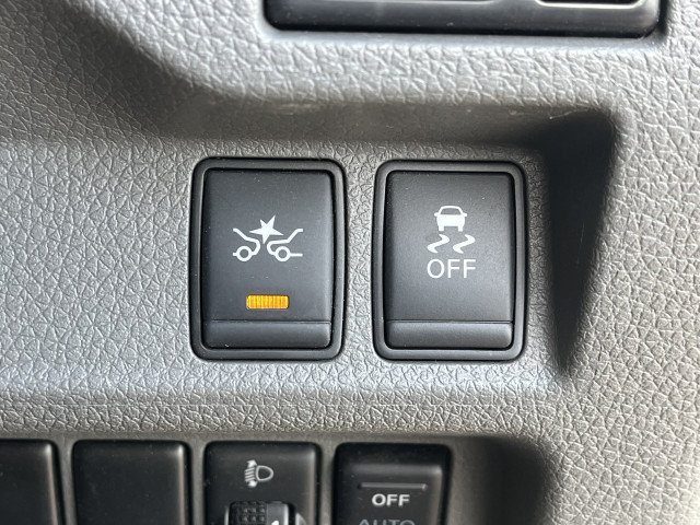 日産自動車 キャラバン 小型 バス CBF-CS4E26(101735) 31枚目