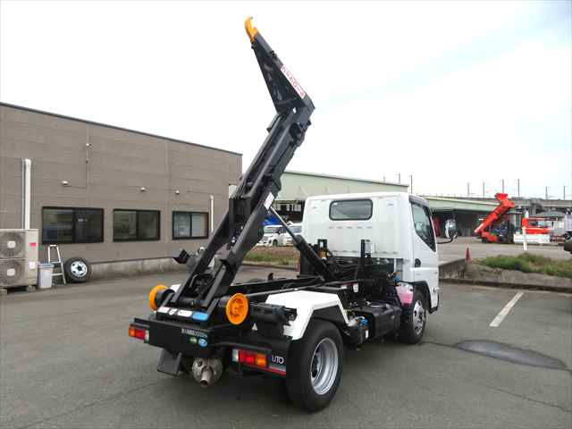 三菱ふそう キャンター 小型 コンテナ専用車 2RG-FBAV0(101736) 24枚目