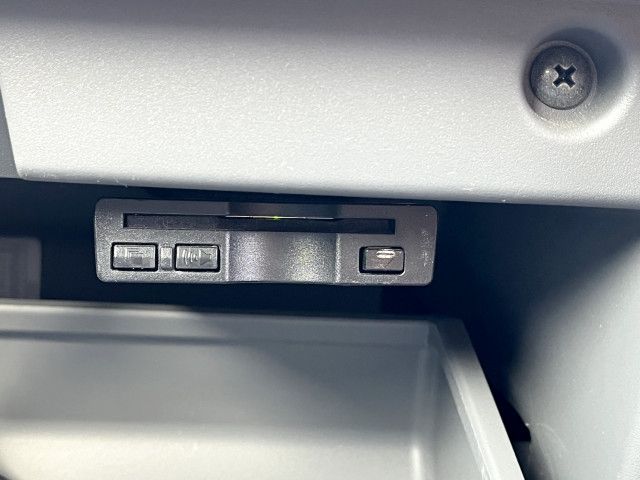 日産自動車 キャラバン 小型 バス CBF-CS4E26(101735) 32枚目