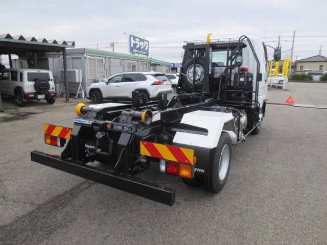 三菱ふそう ファイター 中型 コンテナ専用車 2KG-FK72F(101737) 4枚目