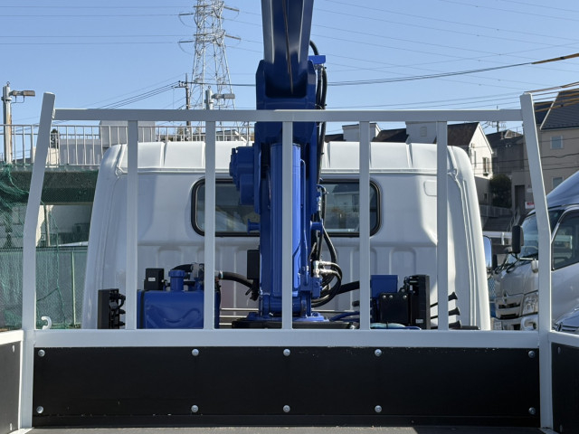 三菱ふそう キャンター 小型 平ボディ（クレーン付） 2PG-FEB80(101738) 13枚目