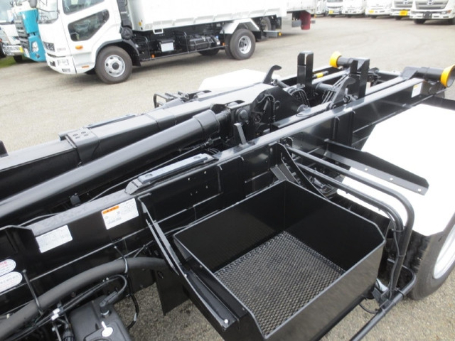 三菱ふそう ファイター 中型 コンテナ専用車 2KG-FK72F(101737) 16枚目