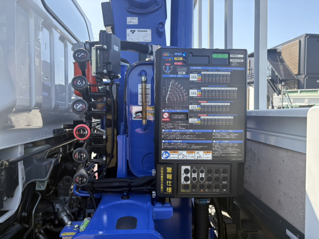 三菱ふそう キャンター 小型 平ボディ（クレーン付） 2PG-FEB80(101738) 19枚目