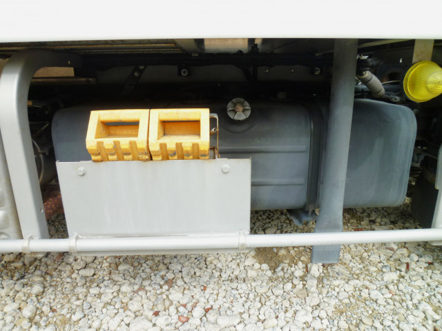 日野 デュトロ 小型 冷蔵冷凍バン 2KG-XZU710M(101741) 30枚目