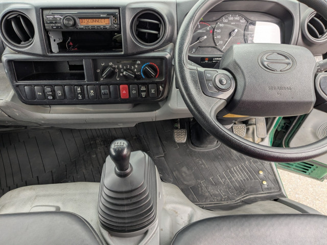 日野 デュトロ 小型 平ボディ 2RG-XZU650M(101743) 25枚目