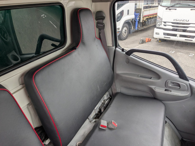 日野 デュトロ 小型 平ボディ 2RG-XZU650M(101743) 26枚目